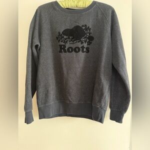 Women’s Roots Charcoal Grey Crew Neck Sweatshirt. Size Small.